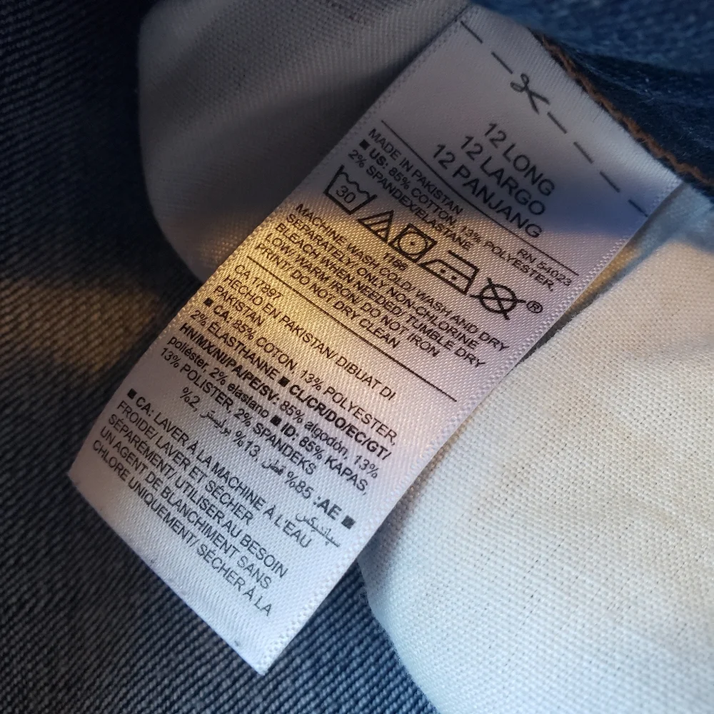 Old Navy size 12 Skinny jeans long - Picture 3 of 3